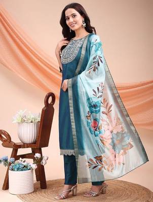 Green color embroidered art silk festival wear kurti set  3