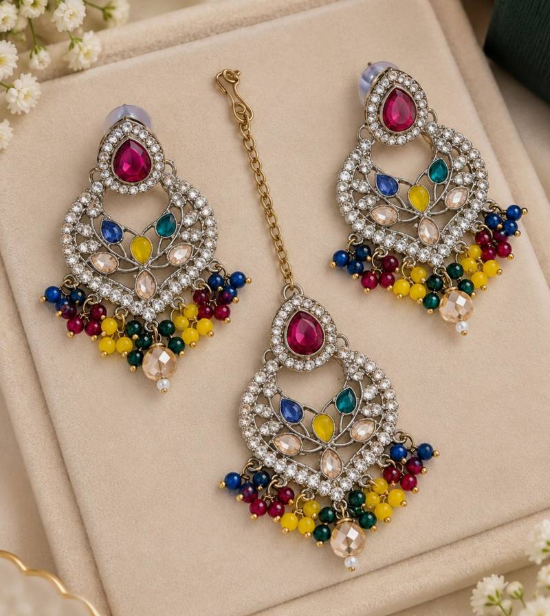 Multicolor mehandi-plated agate stone necklace set with earrings & maang tikka