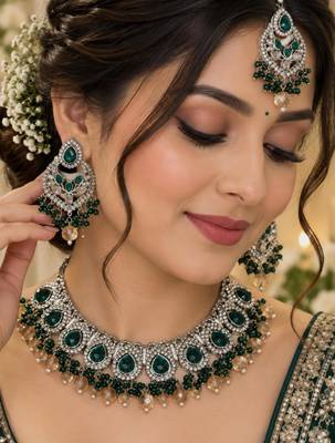 Green mehandi-plated agate stone necklace set with earrings & maang tikka 1
