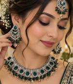 Green mehandi-plated agate stone necklace set with earrings & maang tikka