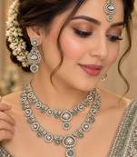 Pista mehandi-plated kundan agate stone & kundan necklace set with earrings