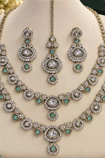 Pista mehandi-plated kundan agate stone & kundan necklace set with earrings