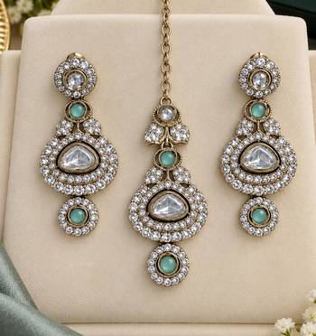 Pista mehandi-plated kundan agate stone & kundan necklace set with earrings 3