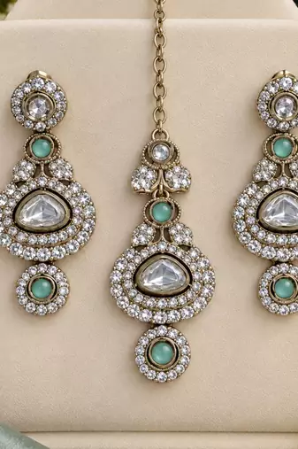 Pista mehandi-plated kundan agate stone & kundan necklace set with earrings