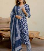 Mirchi Fashion Women's Blue & Off White Floral Print Pure Cotton Kurti With Pant & Dupatta Set
