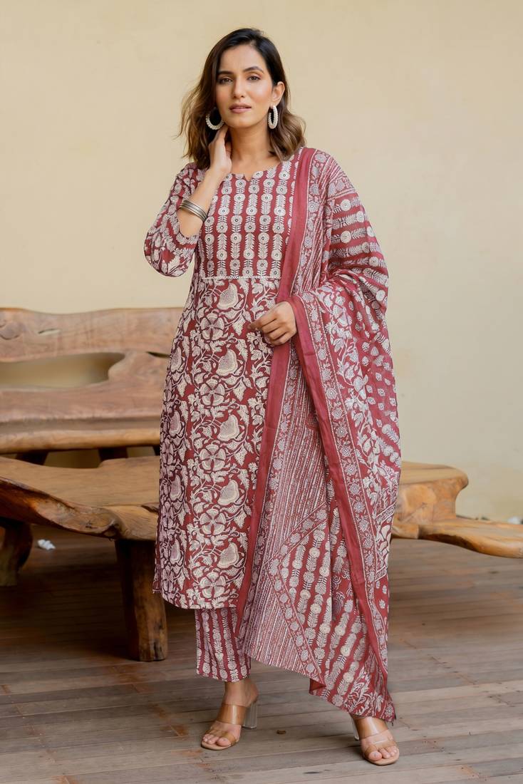 Mirchi Fashion Women's Maroon Floral Print Pure Cotton Kurti With Pant & Dupatta Set