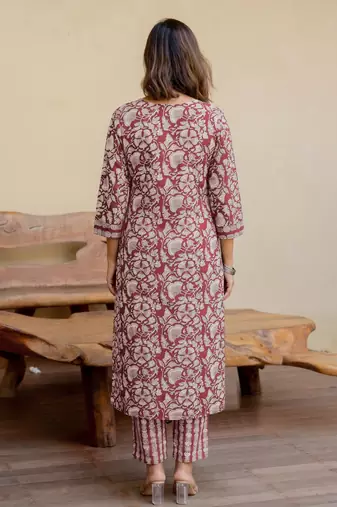 Mirchi Fashion Women's Maroon Floral Print Pure Cotton Kurti With Pant & Dupatta Set