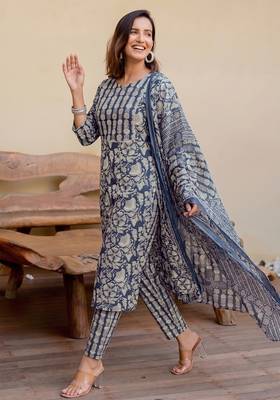 Mirchi Fashion Women's Blue Floral Print Pure Cotton Kurti With Pant & Dupatta Set 4