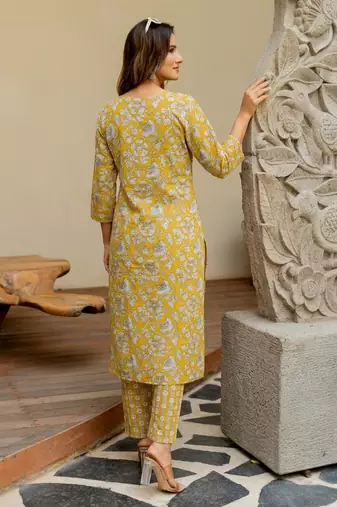 Mirchi Fashion Women's Mustard Floral Print Pure Cotton Kurti With Pant & Dupatta Set