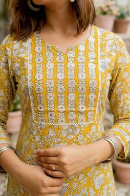Mirchi Fashion Women's Mustard Floral Print Pure Cotton Kurti With Pant & Dupatta Set 5
