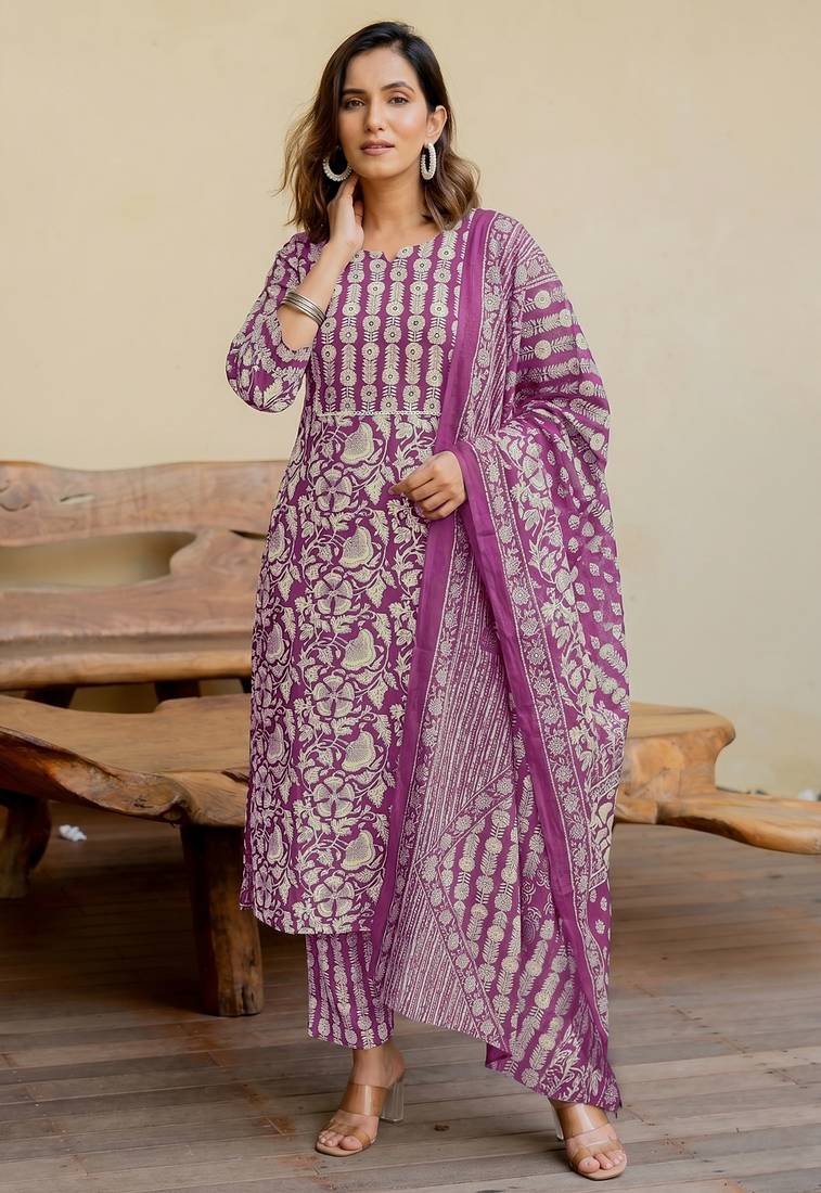 Mirchi Fashion Women's Magenta Floral Print Pure Cotton Kurti With Pant & Dupatta Set