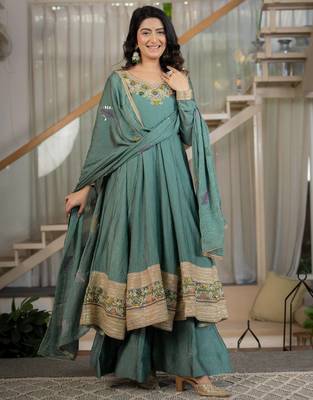 Green rangoli crush  party  embroidery wear sharara suit set 2