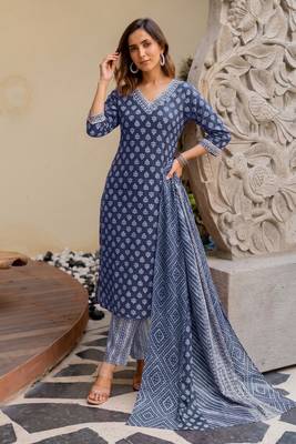 Mirchi Fashion Women's Blue Batik Block Print Pure Cotton Kurti With Pant & Dupatta Set 5
