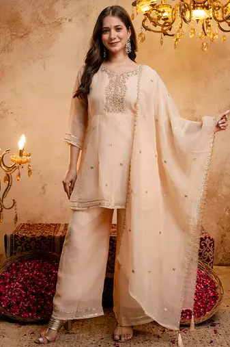 Chiku crunchy heavy thread embroidery work kurta palazzo set