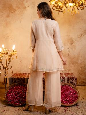 Chiku crunchy heavy thread embroidery work kurta palazzo set 3