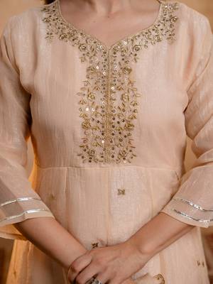 Chiku crunchy heavy thread embroidery work kurta palazzo set 5