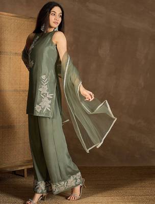 Mehendi chinon heavy thread embroidery work kurta palazzo set 3