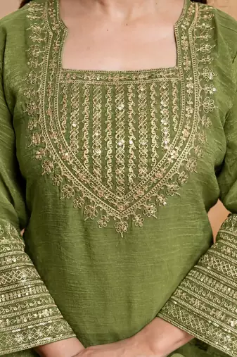 Mehendi crunchy heavy thread embroidery work kurta pant set