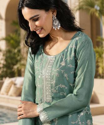 Sea green vichitra heavy thread embroidery work kurta pant set 5
