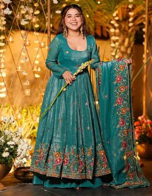 Teal crunchy silk heavy thread embroidery work kurta palazzo set 2