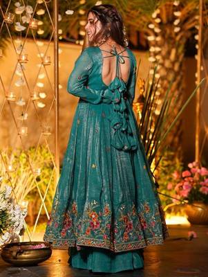 Teal crunchy silk heavy thread embroidery work kurta palazzo set 4