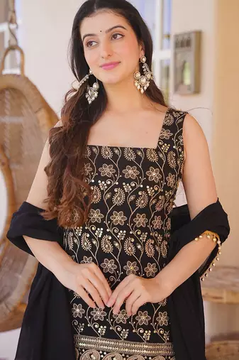 Black silk blend heavy thread embroidery work kurta palazzo set