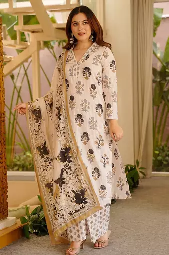 Off white rayon slub printed kurta pant set