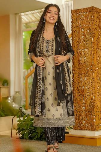 Beige rayon slub printed kurta pant set