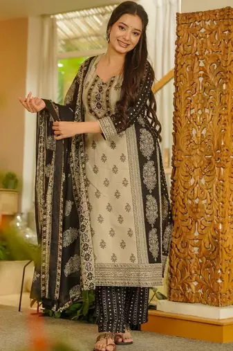 Beige rayon slub printed kurta pant set