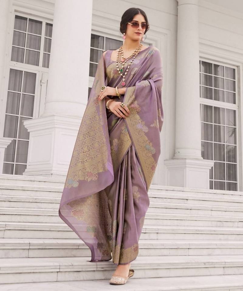 Lavender silk blend saree with blouse