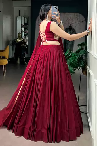 Notable Maroon Cotton Navratri Lehenga Choli With Embroidered Dupatta