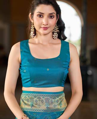 Teal blue patola Silk Blend saree with woven zari border & tassels 4