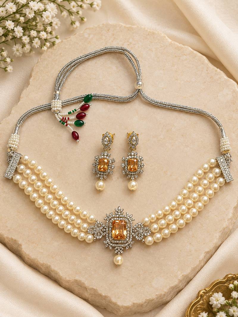 Pearl Choker Necklace Set with Crystal Pendant