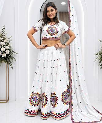 White Cotton Readymade Lehenga Choli with Gamthi Work 2