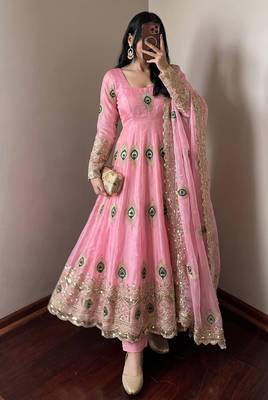 Pink fendy silk embroidery thread zari sequins work anarkali kurta set 2