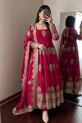 Ranipink fendy silk embroidery thread zari sequins work anarkali kurta set 2