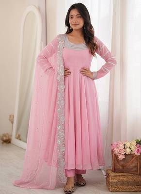 Pink faux georgette embroidered sequins work anarkali kurta set 2