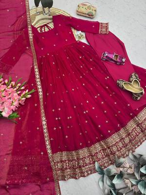 Ranipink fendy silk embroidered sequins work anarkali kurta set 4