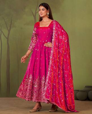 Ranipink shimmer silk embroidered codding, sequins work anarkali kurta set 2