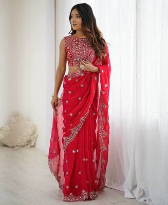 elegant fendy silk blend thread & sequin saree 4