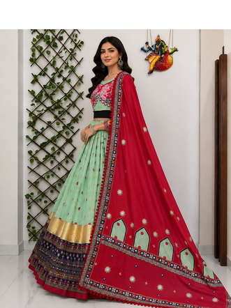 Muslin Cotton Chaniya Choli Set With Mirror Work And Lampi Lace 3