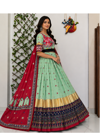 Muslin Cotton Chaniya Choli Set With Mirror Work And Lampi Lace 4