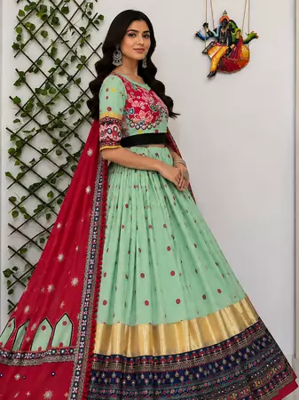 Muslin Cotton Chaniya Choli Set With Mirror Work And Lampi Lace