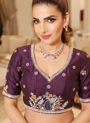 wedding wear pure kanjivarm silk blend heavy embroidery work saree 4