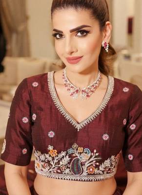 wedding wear pure kanjivarm silk blend heavy embroidery work saree 2