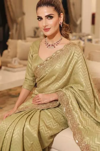 wedding wear pure kanjivarm silk blend beads work saree