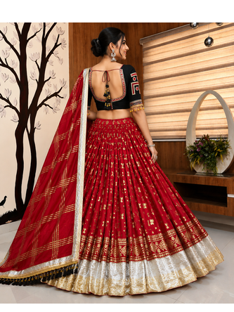 Muslin Cotton Chaniya Choli Set With Mirror Work And Lampi Lace 2