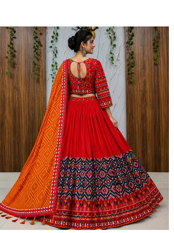 Muslin Cotton Chaniya Choli Set With Digital Print And Mirror Work 2