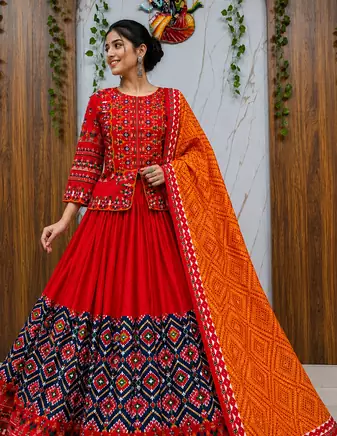 Muslin Cotton Chaniya Choli Set With Digital Print And Mirror Work