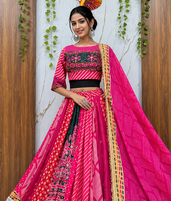 Muslin Cotton Chaniya Choli Set With Mirror Work And Latkan Lace